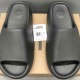 Yeezy Slides 'Granite' Yeezy Slides 'Granite'